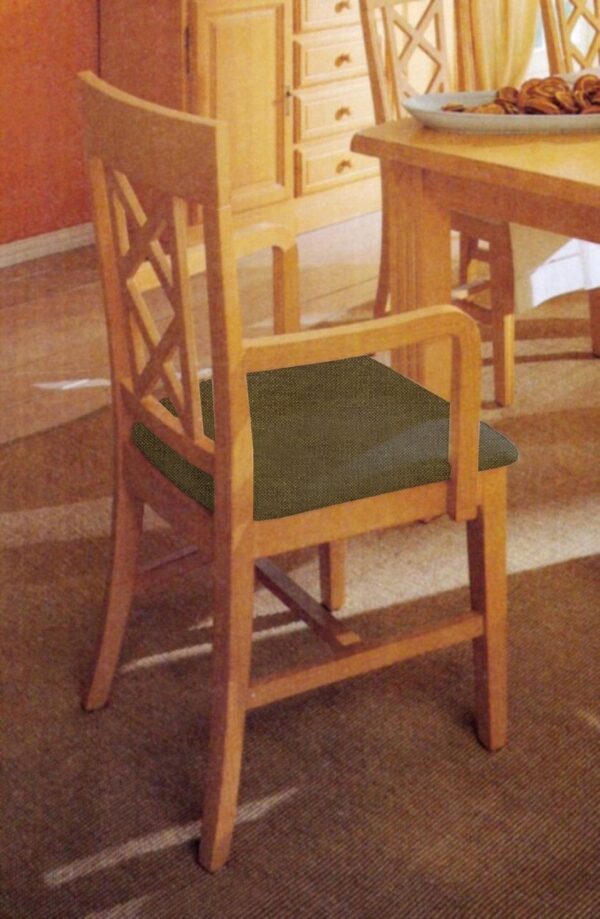 Esszimmer Stuhl mit Armlehnen und Festpolsterkissen Chalet Pinie massiv Pinie karamell mit Sitzkissen olivgrün - sublim 39